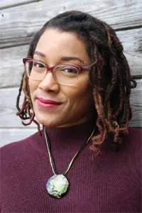 Photo: Tracy Deonn, author